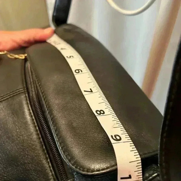 Jenny Buchanan Black Leather Crossbody bag - Picture 5 of 7